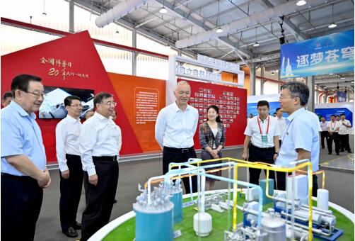 Senior CPC official calls for improving science popularization