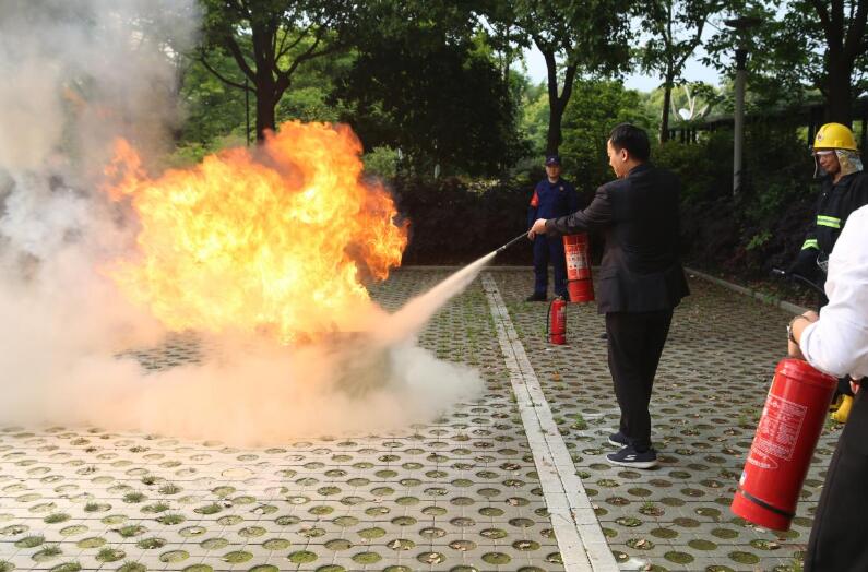 中国杭州低碳科技馆开展消防培训活动