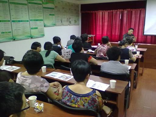 E:\科普作家协会\会议\2013\2013.9.22富阳韩省华讲座\20130922765.jpg