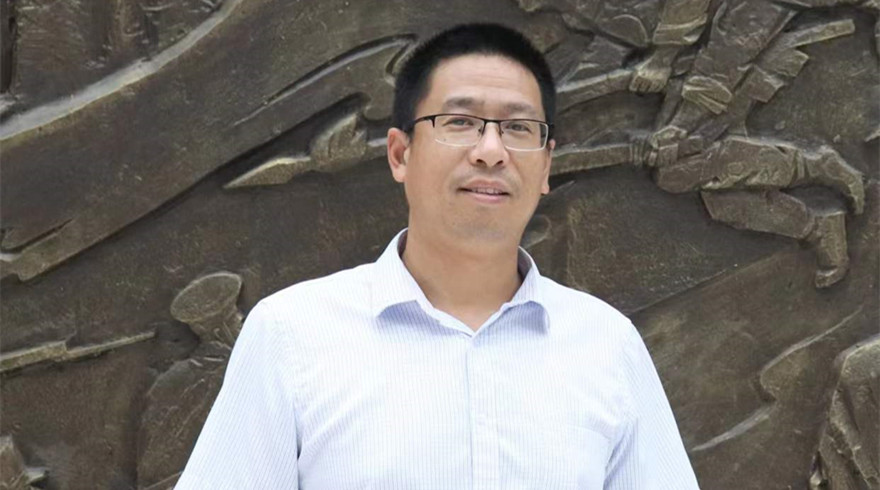 点燃基层科普的一片灯火——萧山区葛云飞小学副校长  汤永海