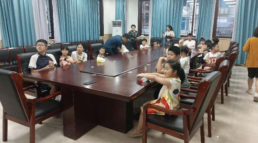 杭州市富阳区里山镇：全民学英语 一起迎亚运