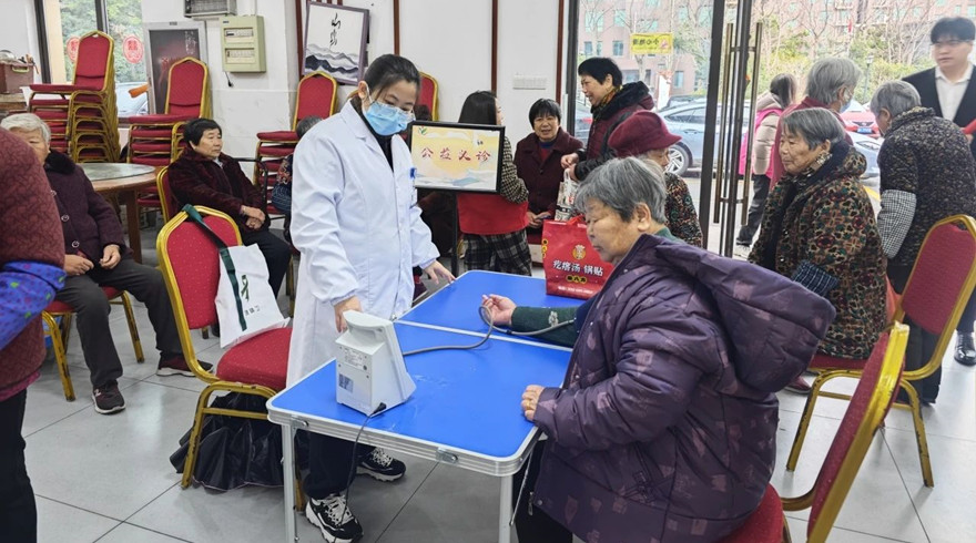 钱塘区各街道开展学雷锋系列活动