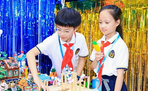 玩转科学，创新筑梦——拱墅区中小学开展科技节活动